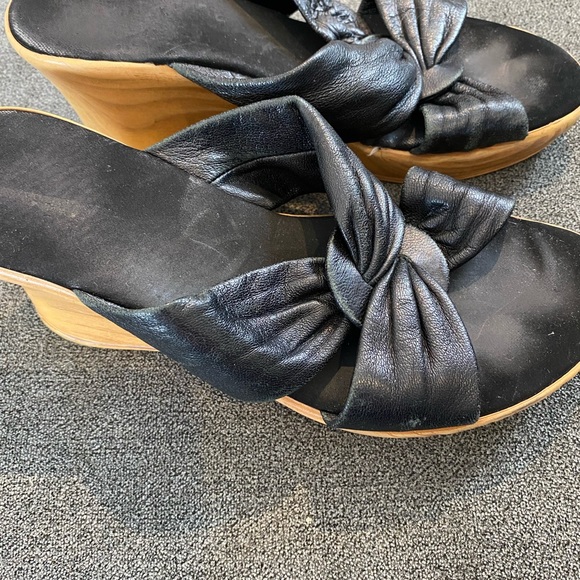 Wood plasticized wedge, black, worn but amazing condition, size 5, leather upper - Picture 6 of 8